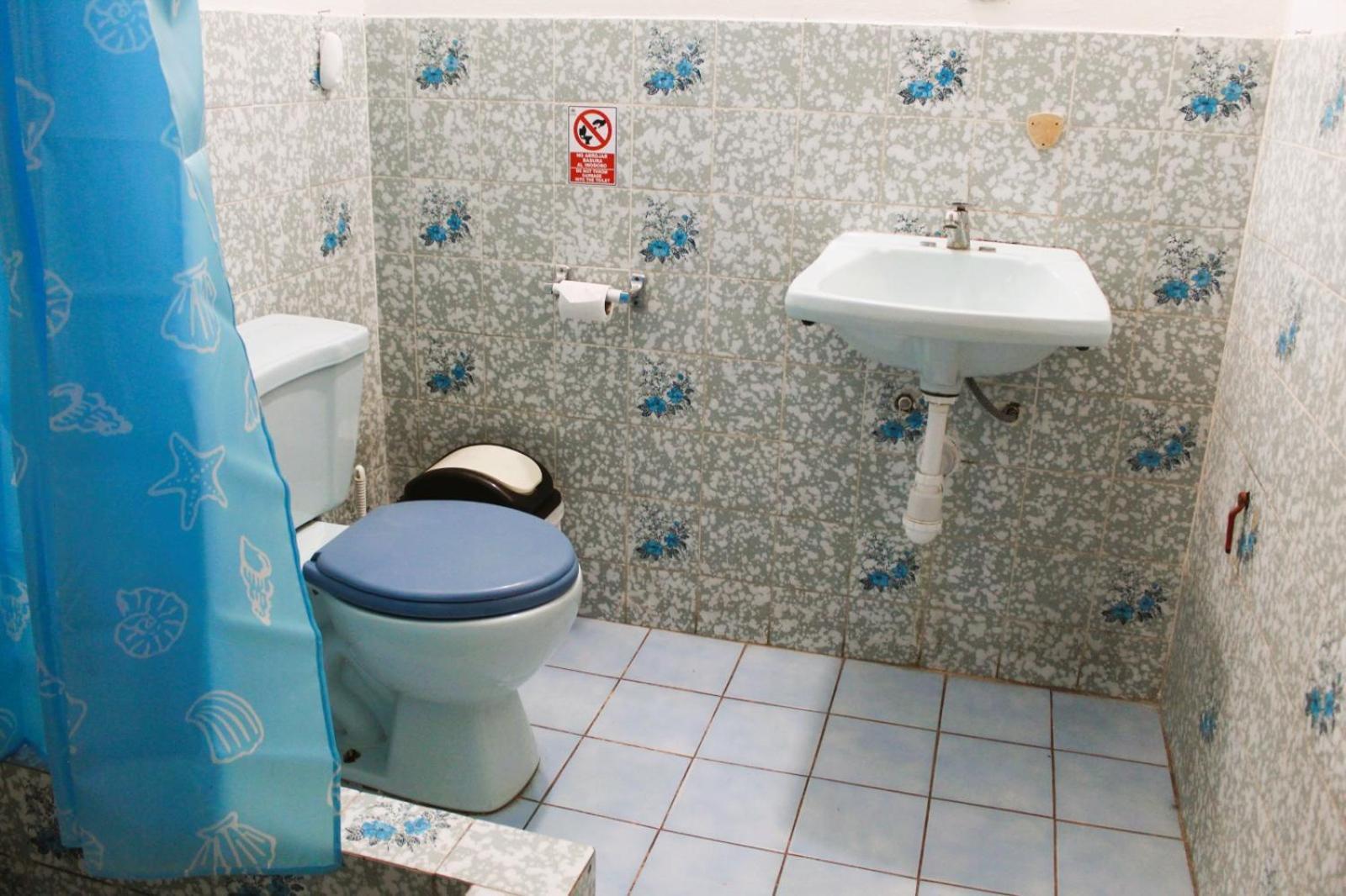 Escondida Hostal *